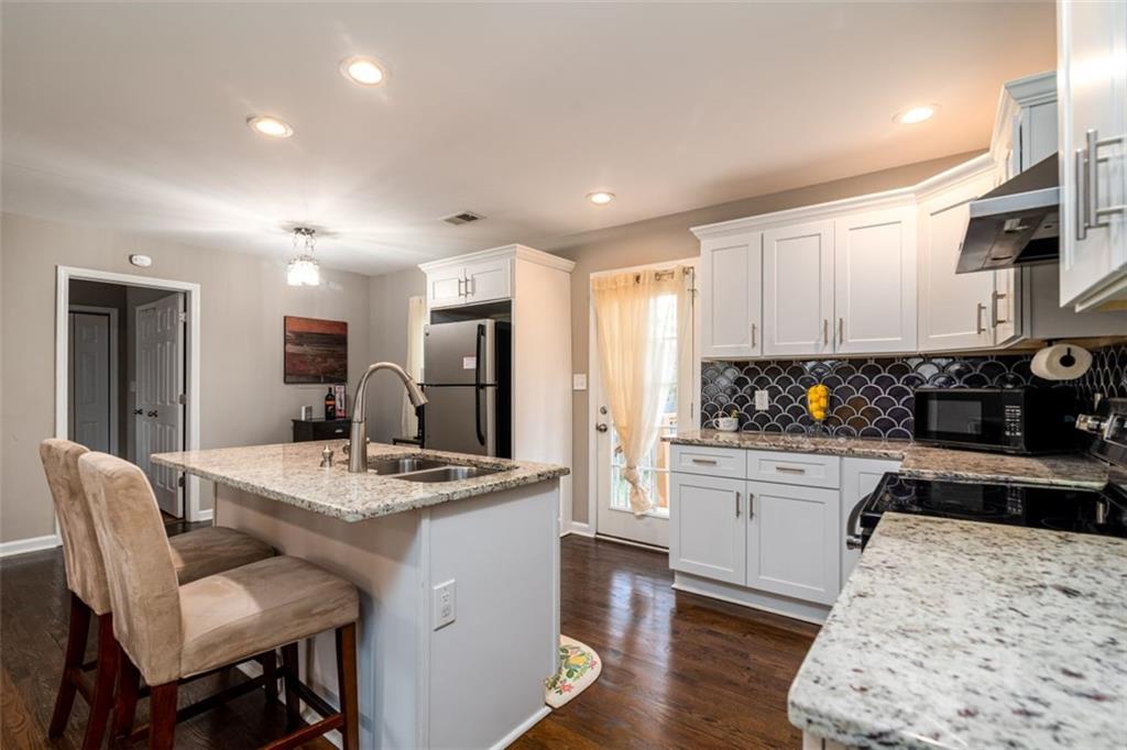 3224 CANARY Court