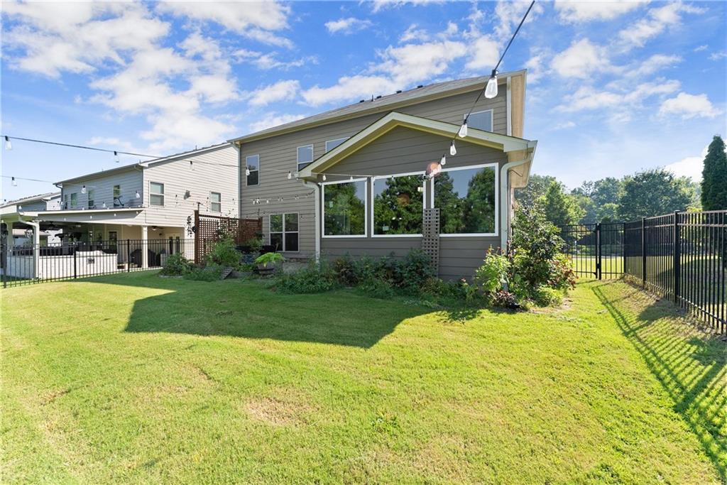 2228 Lakeview Bend Way