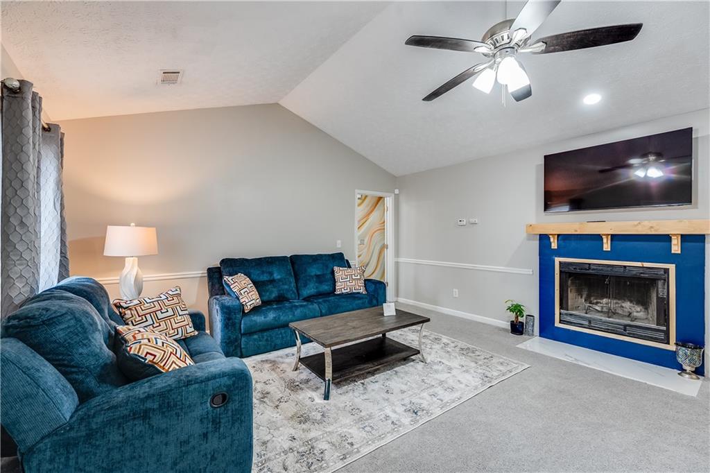 1343 Willow Trail SW