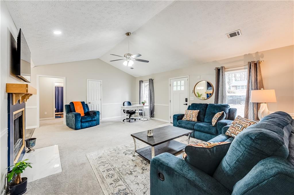 1343 Willow Trail SW