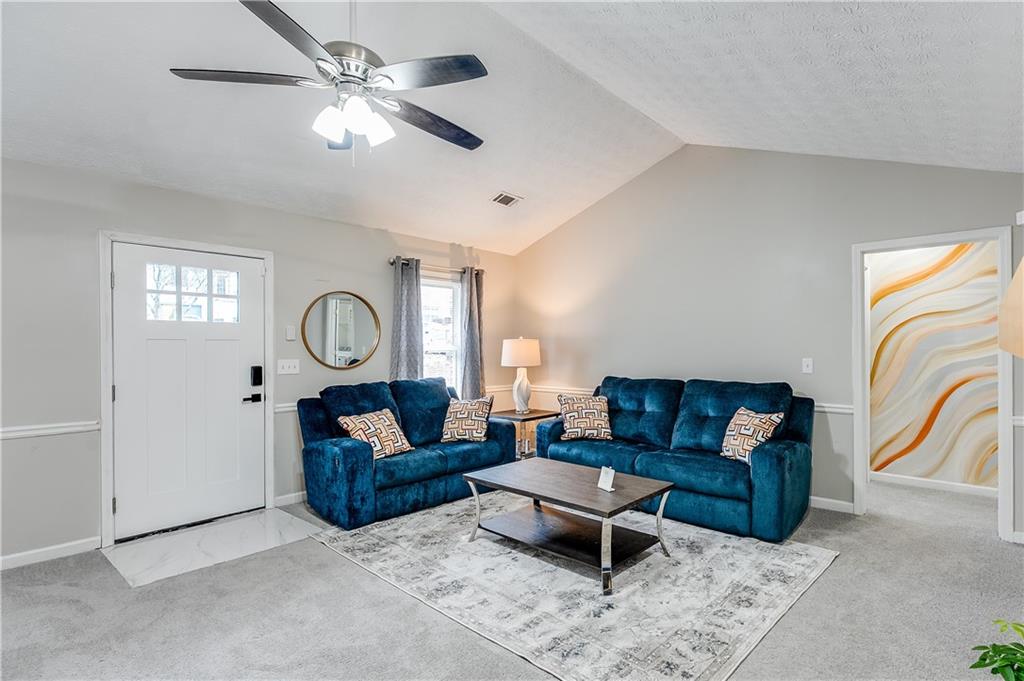 1343 Willow Trail SW