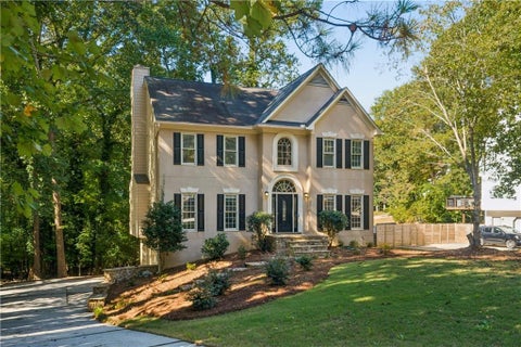 Homes For Sale - 383 Patterson Road<br/> Gwinnett County, Lawrenceville, GA 30044