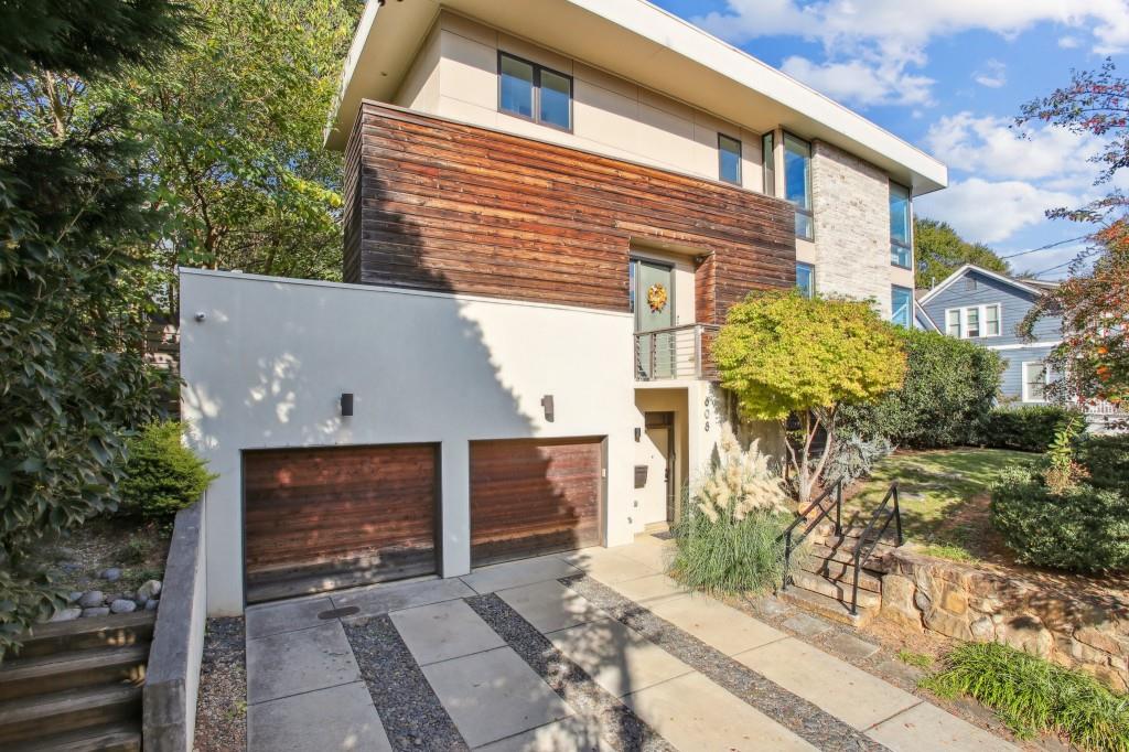 Experience luxury intown living with this rare, fully furnished rental in the heart of Inman Park-just steps from the Beltline, Krog Street Market, Ponce City Market, and some of Atlanta's best restaurants and parks. This custom-designed modern home offers 4 spacious en-suite bedrooms (including a guest suite on the main), soaring 10' ceilings, white oak floors, Thermador appliances, and a stunning screened porch that opens to a private backyard oasis. Enjoy the convenience of a 2-car garage plus guest parking, high-efficiency systems, and a finished terrace level with bonus space and a stubbed bath. Designed as the builder's personal residence, every detail exudes quality and style. Perfect for those seeking a high-end, turnkey rental in one of Atlanta's most walkable and vibrant neighborhoods.