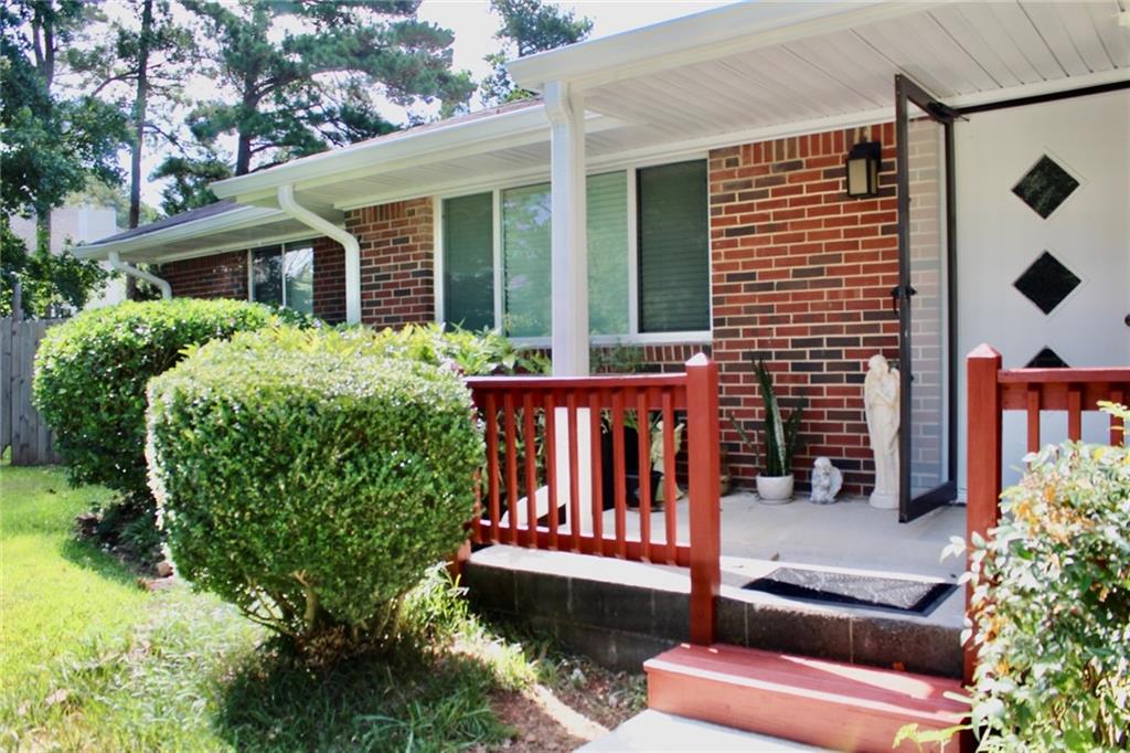 1631 Oak Road