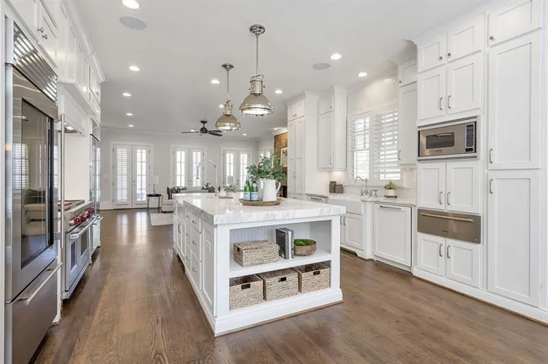 Milton, Georgia 30004, United States, 7 Bedrooms Bedrooms, ,8 BathroomsBathrooms,Residential,Pending,34824