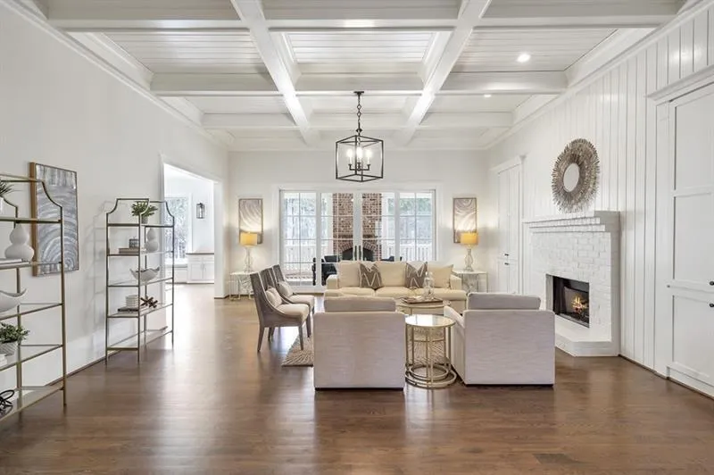 Milton, Georgia 30004, United States, 7 Bedrooms Bedrooms, ,8 BathroomsBathrooms,Residential,Pending,34824