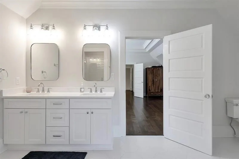 Milton, Georgia 30004, United States, 7 Bedrooms Bedrooms, ,8 BathroomsBathrooms,Residential,Pending,34824