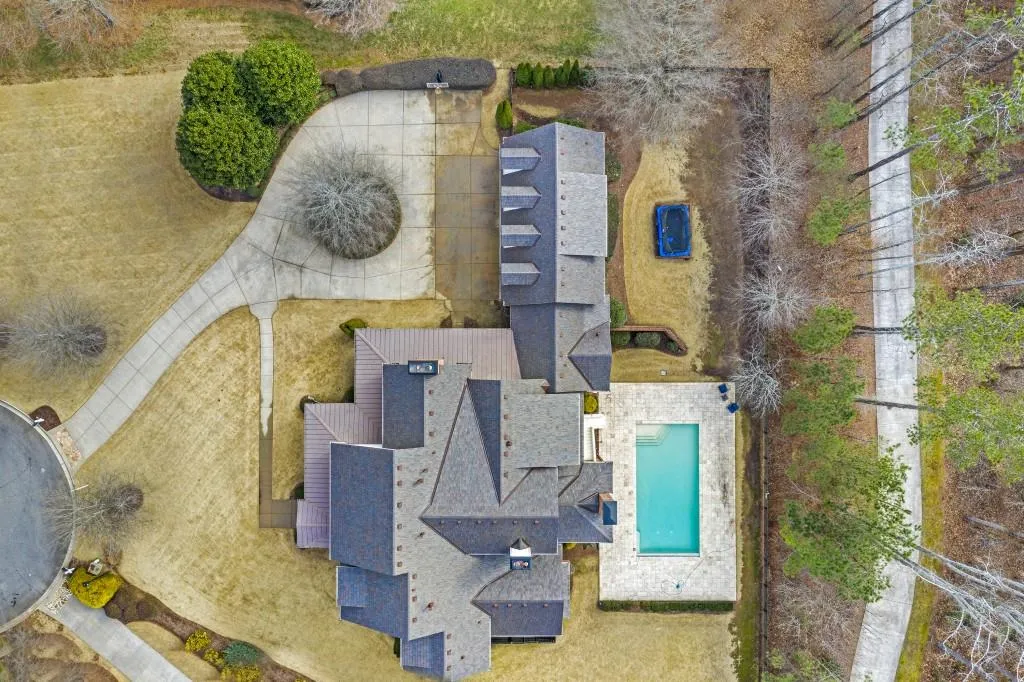 Milton, Georgia 30004, United States, 7 Bedrooms Bedrooms, ,8 BathroomsBathrooms,Residential,Pending,34824