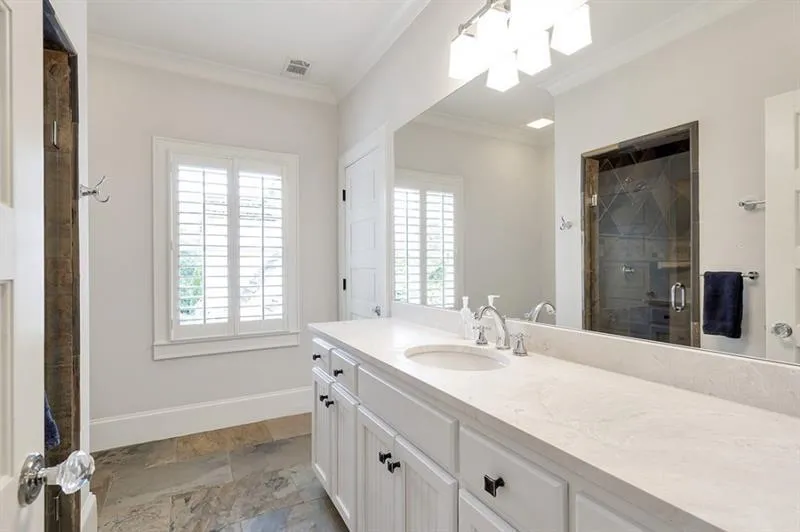 Milton, Georgia 30004, United States, 7 Bedrooms Bedrooms, ,8 BathroomsBathrooms,Residential,Pending,34824