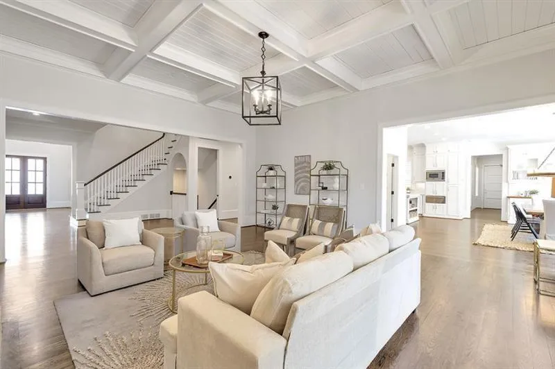 Milton, Georgia 30004, United States, 7 Bedrooms Bedrooms, ,8 BathroomsBathrooms,Residential,Pending,34824