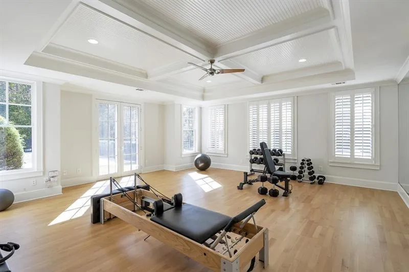 Milton, Georgia 30004, United States, 7 Bedrooms Bedrooms, ,8 BathroomsBathrooms,Residential,Pending,34824