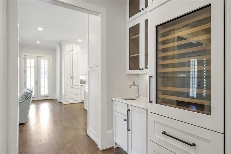 Milton, Georgia 30004, United States, 7 Bedrooms Bedrooms, ,8 BathroomsBathrooms,Residential,Pending,34824