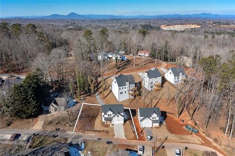 A home in Demorest