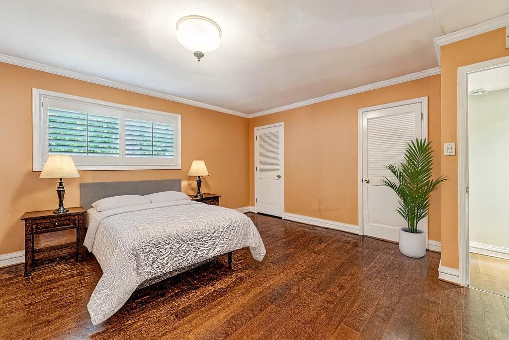 Round Hill Condominiums - Residential