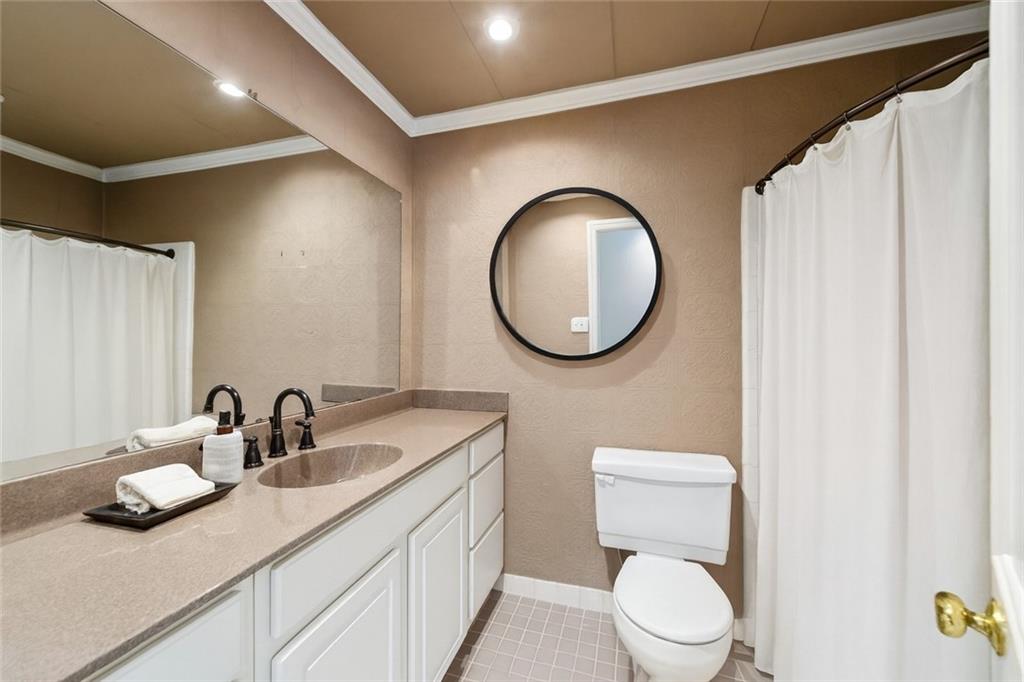 Round Hill Condominiums - Residential