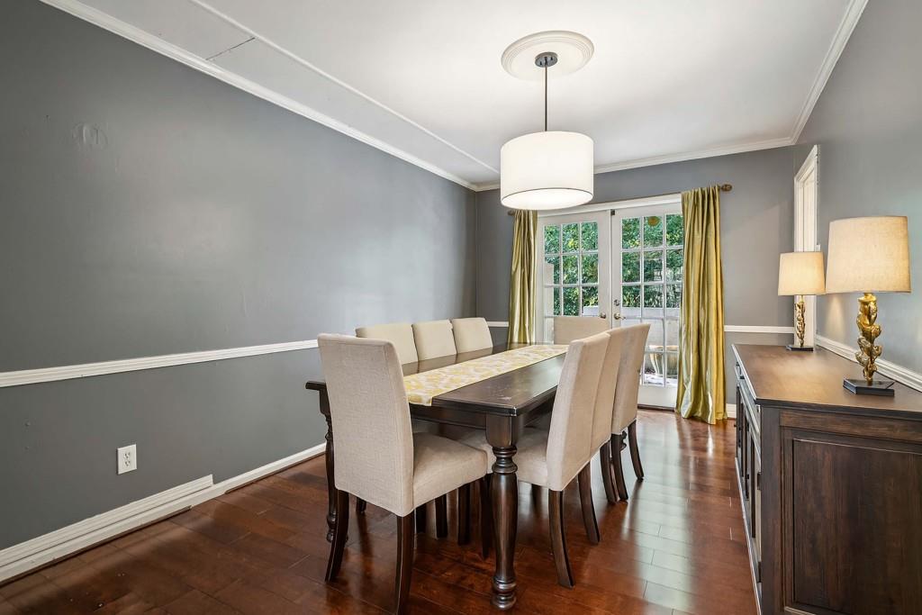 Round Hill Condominiums - Residential