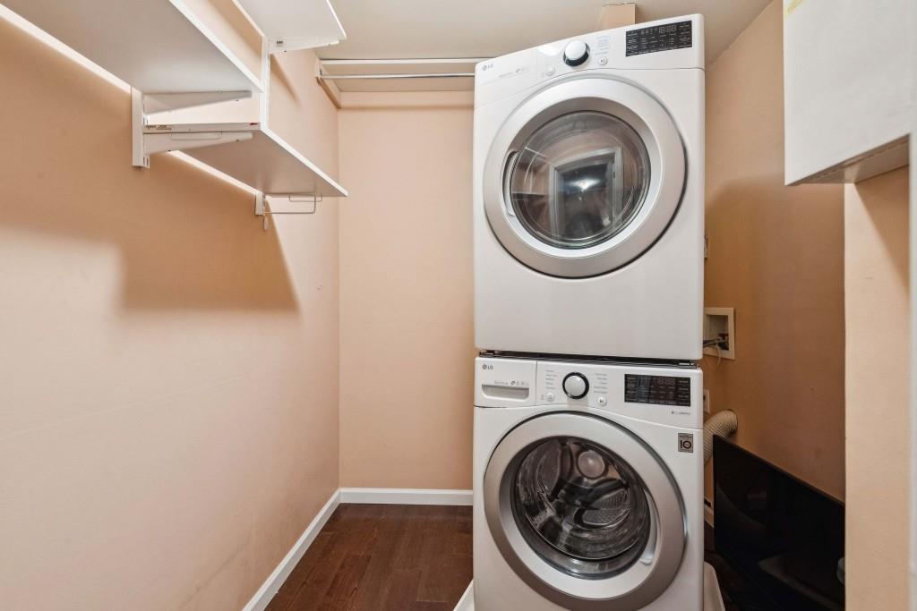 Round Hill Condominiums - Residential