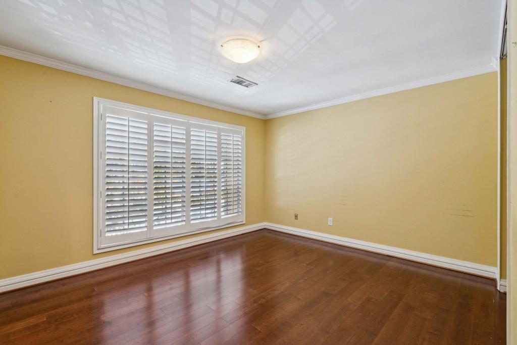 Round Hill Condominiums - Residential