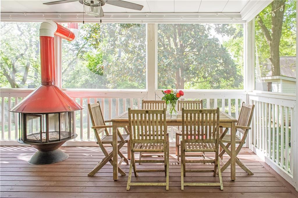 715 Hobart Avenue SE