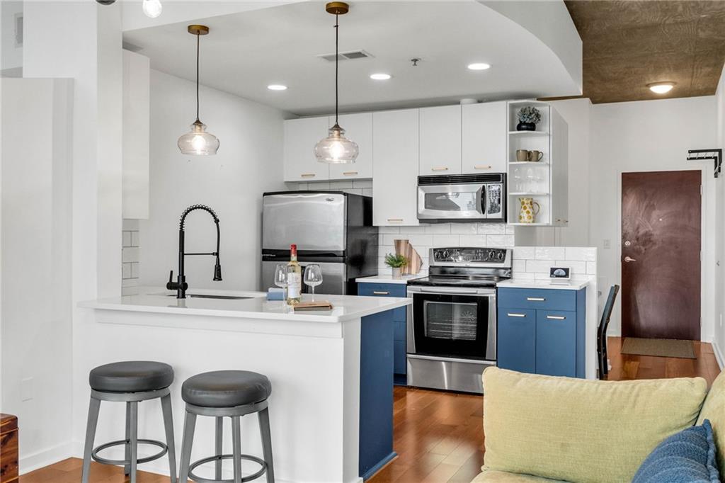 3324 Peachtree Road NE 1813