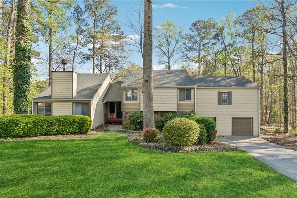 1870 Abercorn Way, Snellville, Georgia image 1
