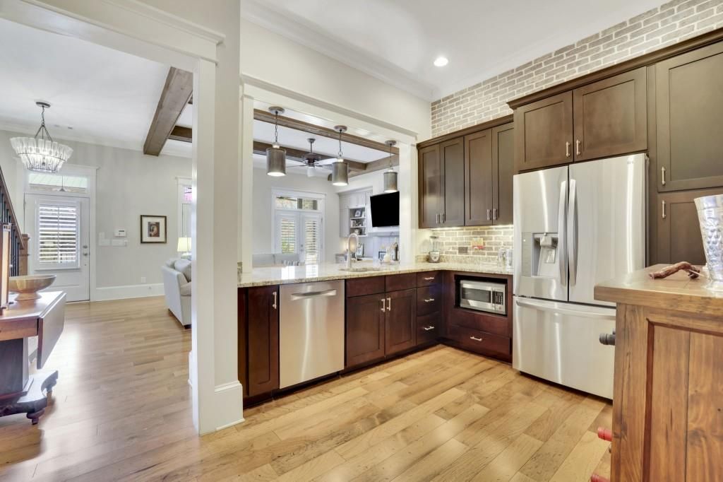 listing image 52