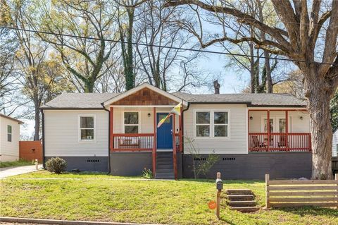 Photo of 1393 Byrere Terrace SW, Atlanta, GA 30310 (MLS # 7742192)