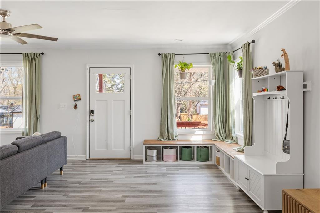 1393 Byrere Terrace SW