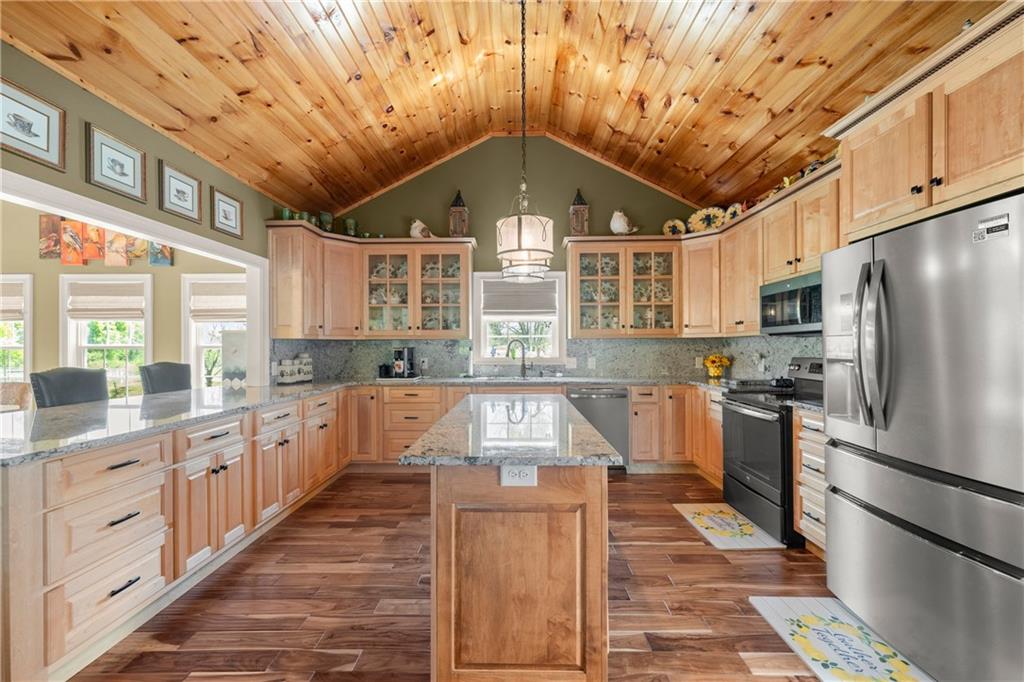 2011 Lothridge Road, Cleveland, Georgia image 6