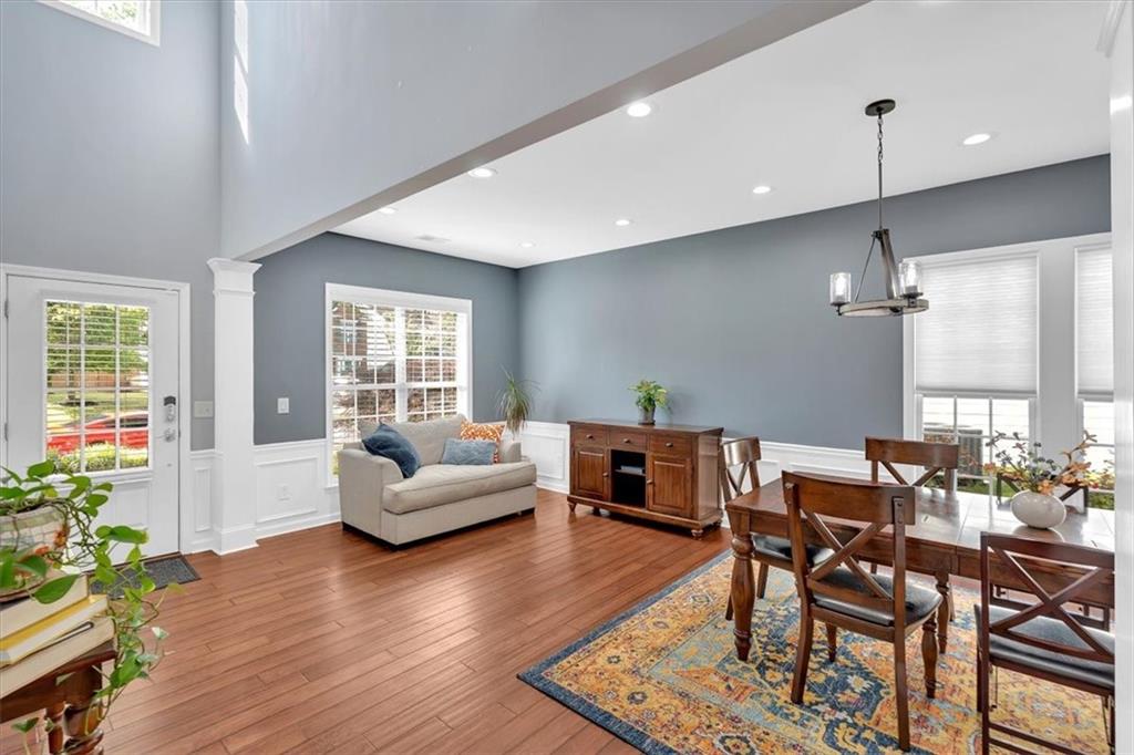 813 Poplar Terrace