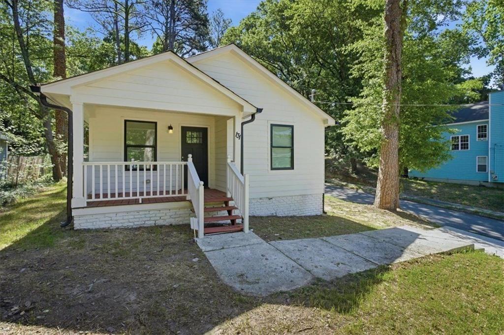 131 Holly Road NW