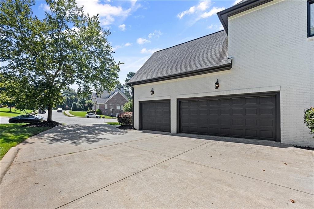 135 Emerald Lane