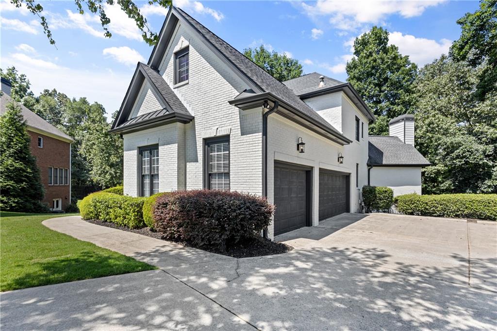 135 Emerald Lane