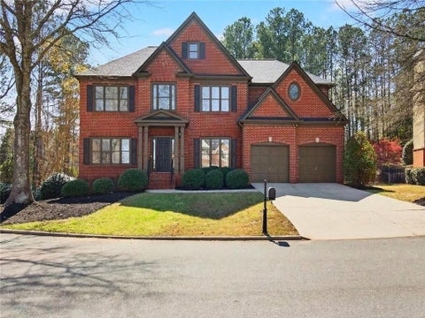 Homes For Sale - 8840 Appling Ridge<br/> Cumming, GA 30041