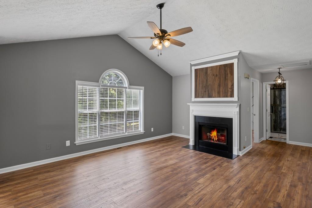 397 Lovejoy Circle