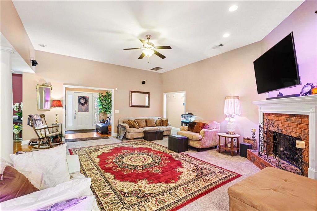 2540 Thornecreek Drive