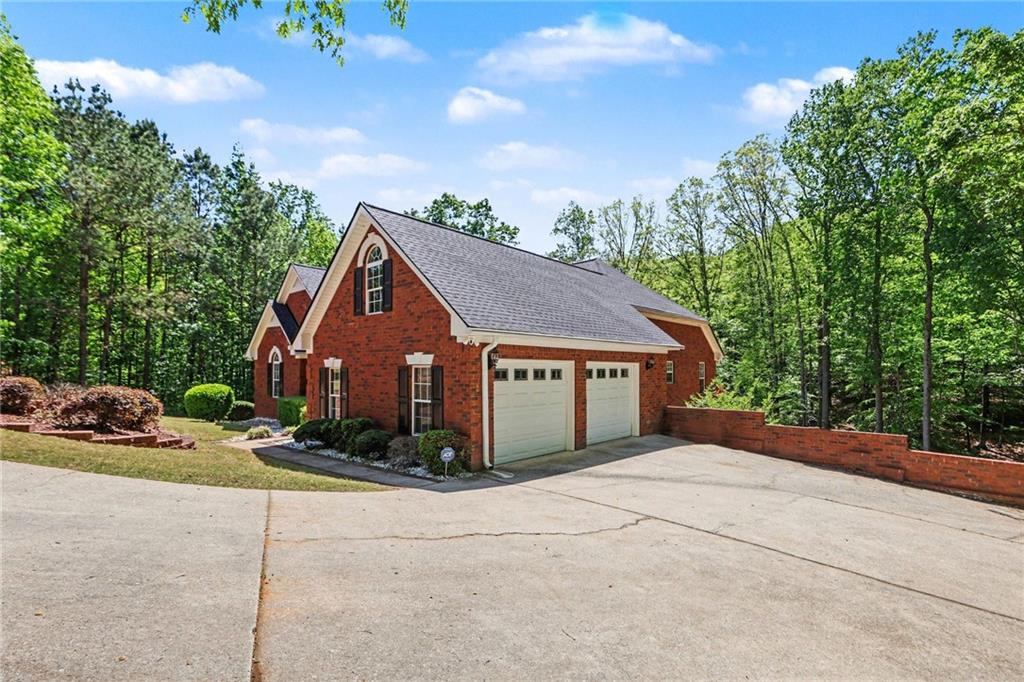 2540 Thornecreek Drive