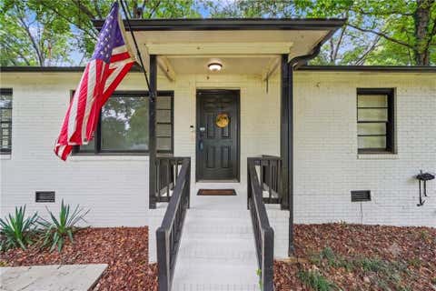 Homes For Sale - 115 Highland Circle<br/> Stockbridge, GA 30281