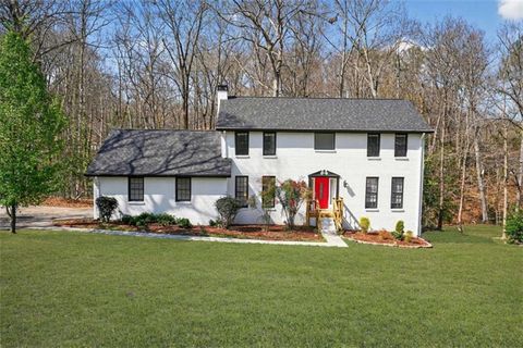 Homes For Sale - 9200 Brave Court<br/> Jonesboro, GA 30236