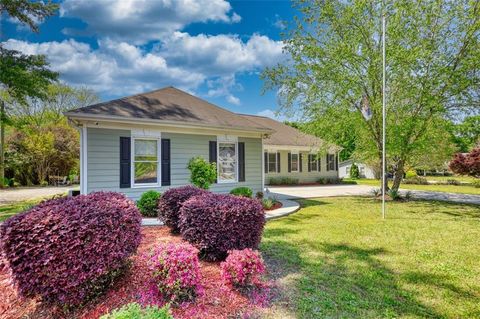 72 GRAYSON NEW HOPE Road Grayson GA 30017