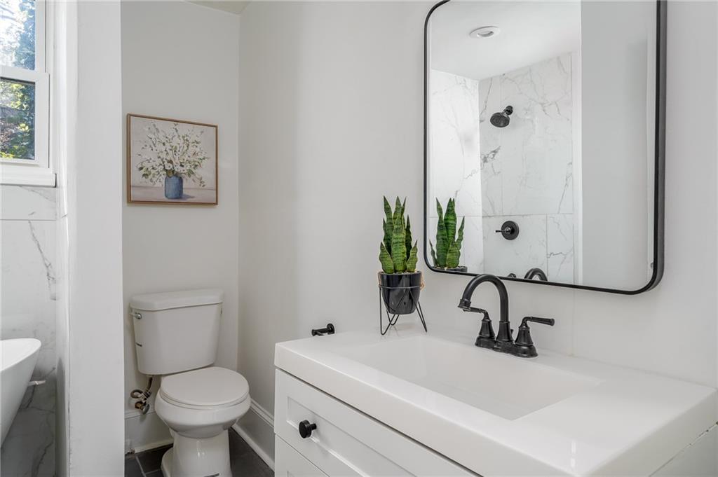 1712 Evans Drive, Atlanta, Georgia image 9