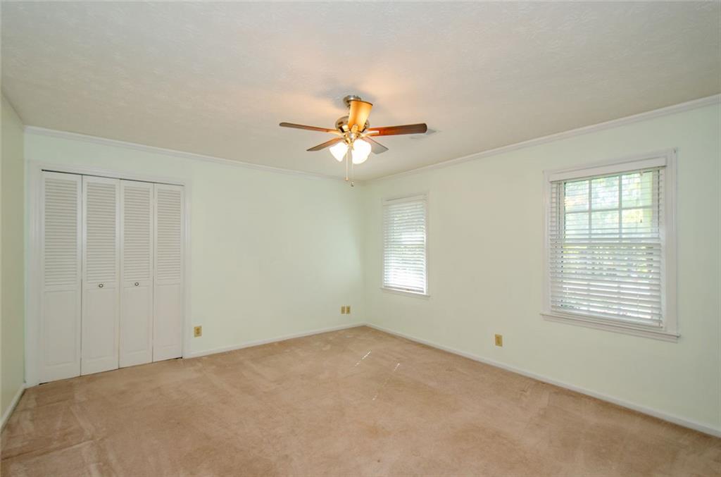 4503 Rivercliff Drive, Lilburn, Georgia image 40