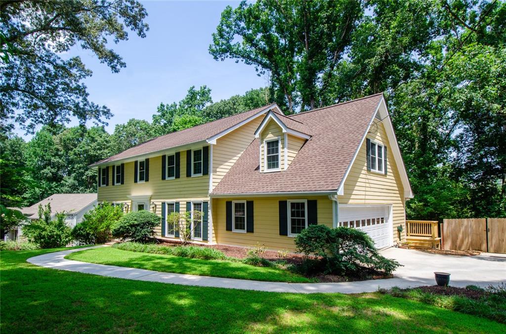 4503 Rivercliff Drive, Lilburn, Georgia image 3