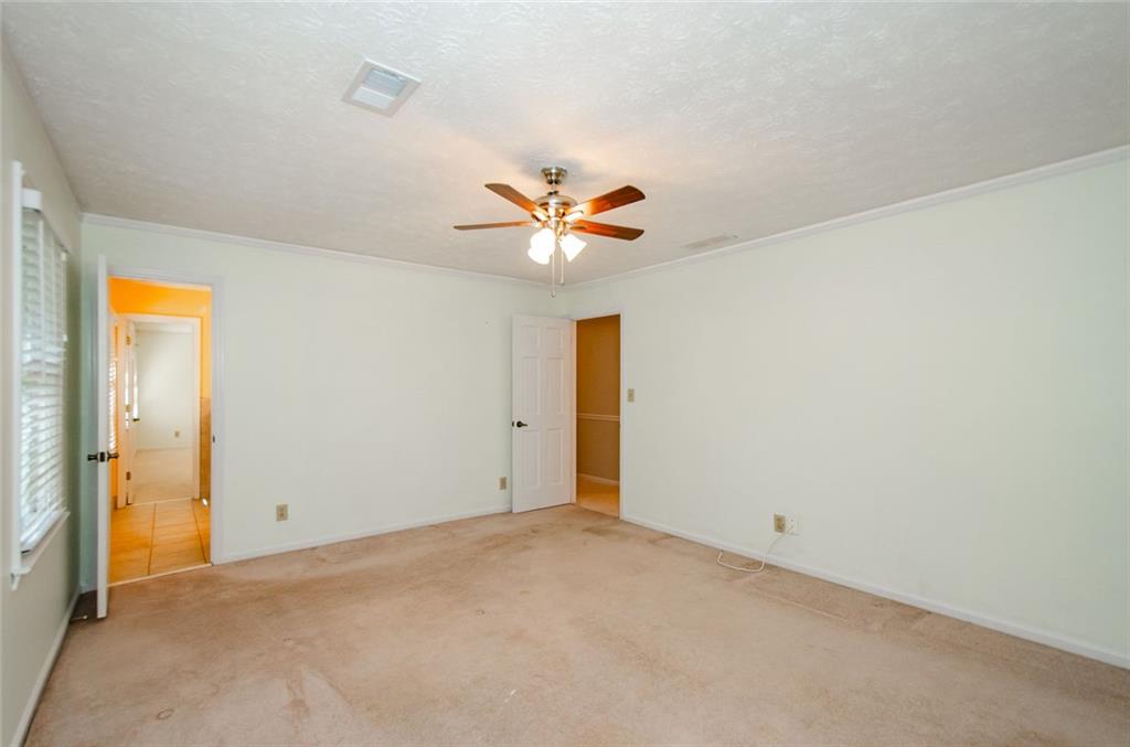 4503 Rivercliff Drive, Lilburn, Georgia image 41