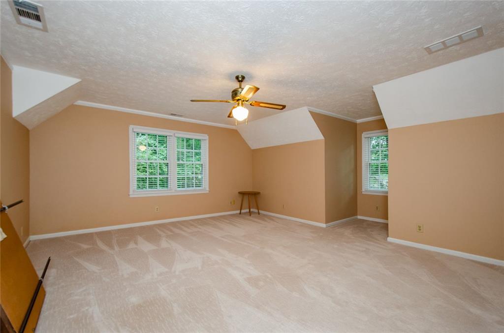 4503 Rivercliff Drive, Lilburn, Georgia image 13