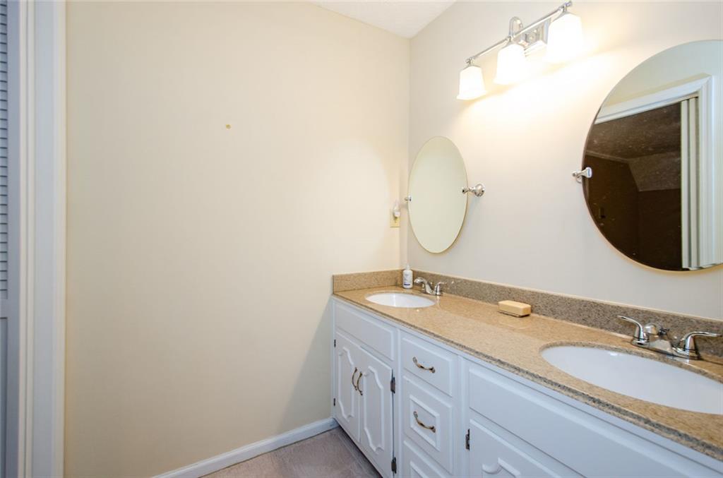 4503 Rivercliff Drive, Lilburn, Georgia image 15
