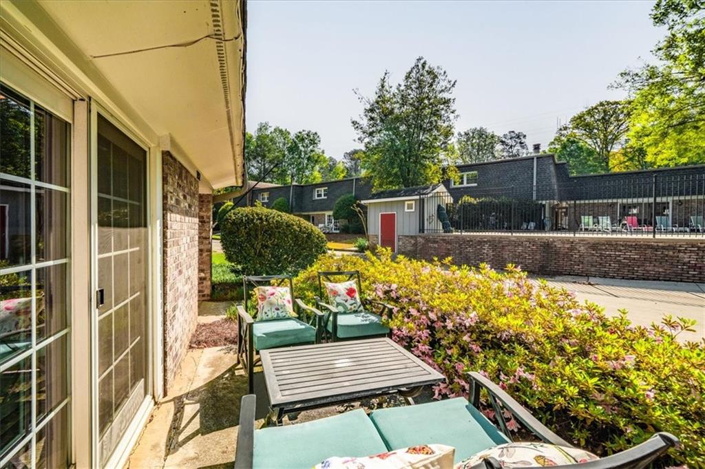 1152 Hampton Way, Atlanta, Georgia image 5