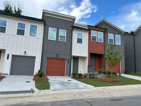 Townhouse For Rent - 1708 Gunnin Trace<br/> Atlanta, GA 30318