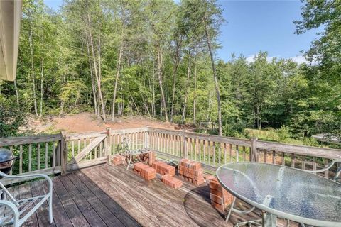 A home in Dahlonega