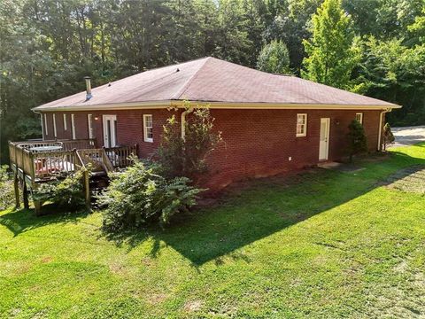 A home in Dahlonega